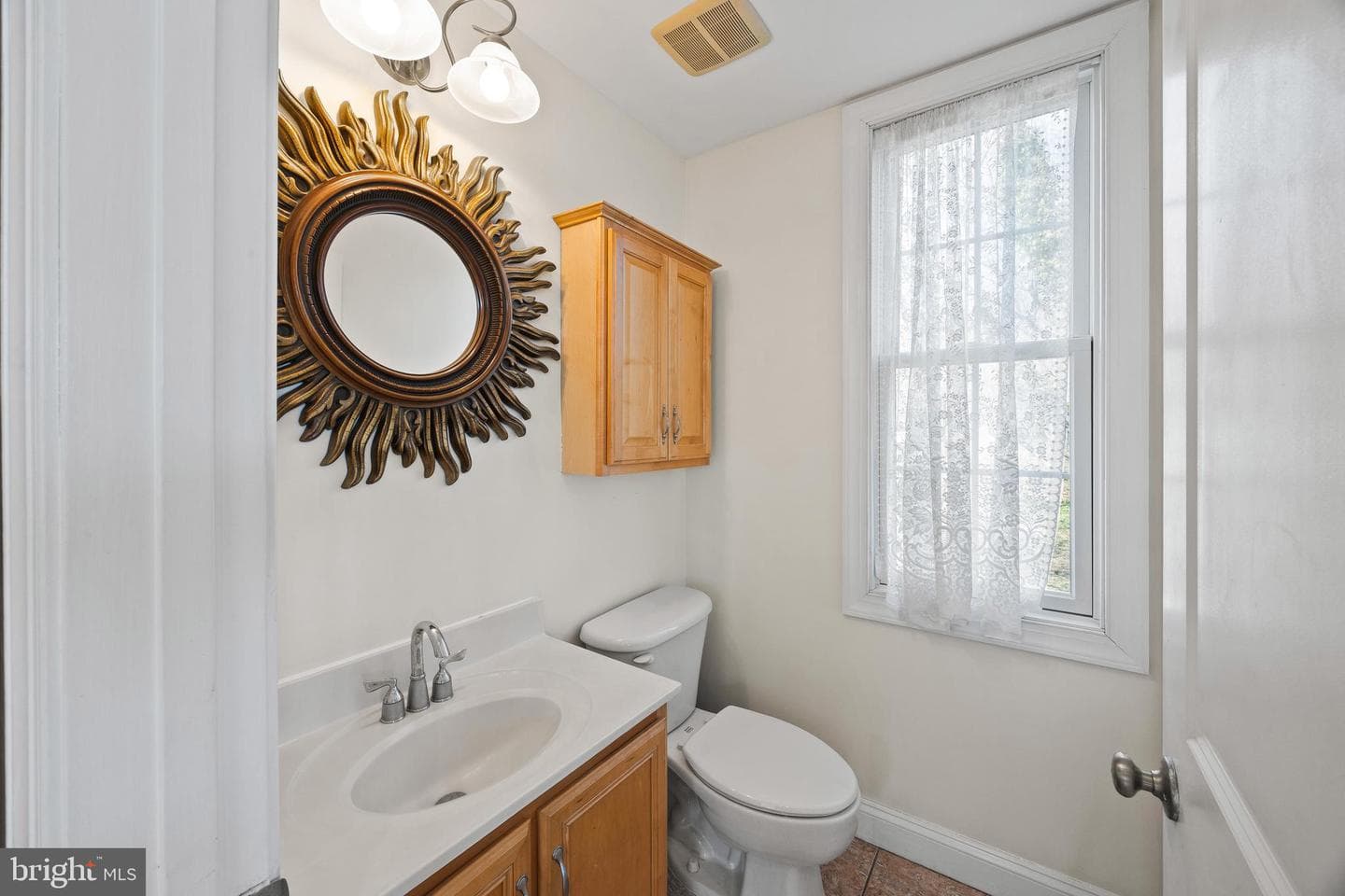 301 Kingsberry Drive photo 15