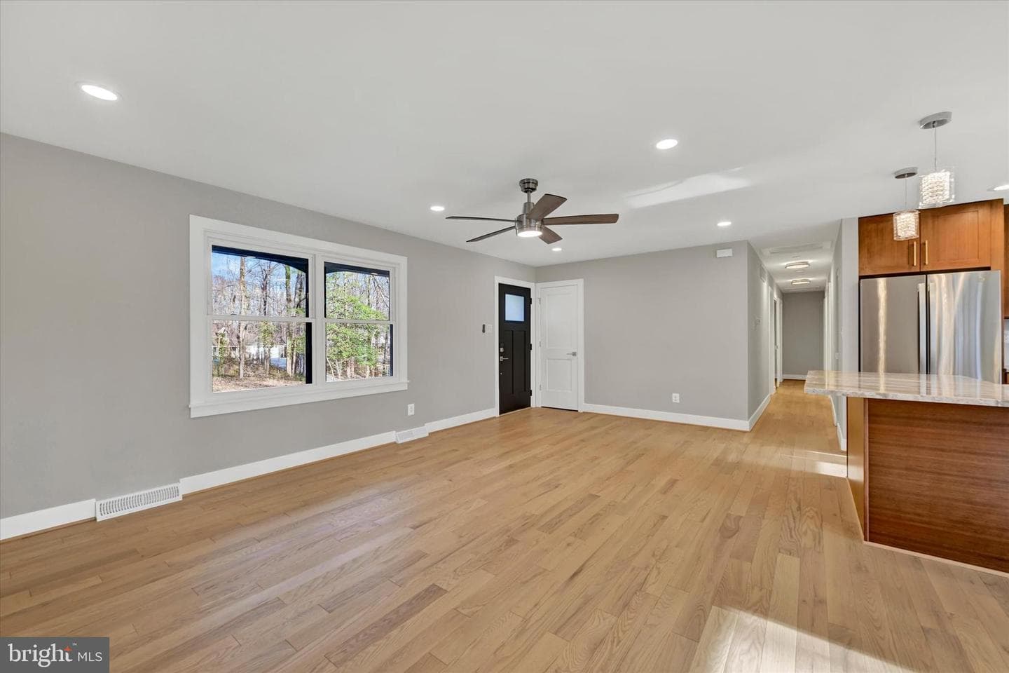1254 Sheridan Road photo 6