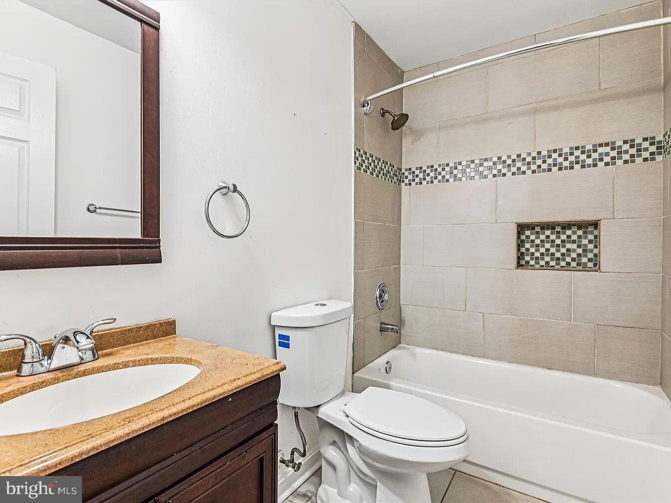 8146 Hazy Dawn Court photo 13
