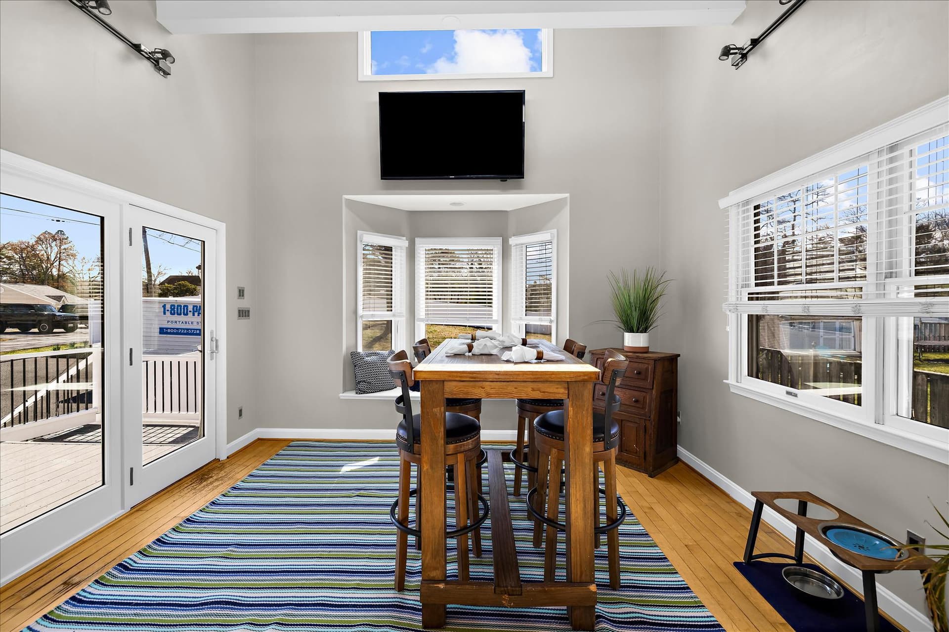 1217 Valley Road photo 4