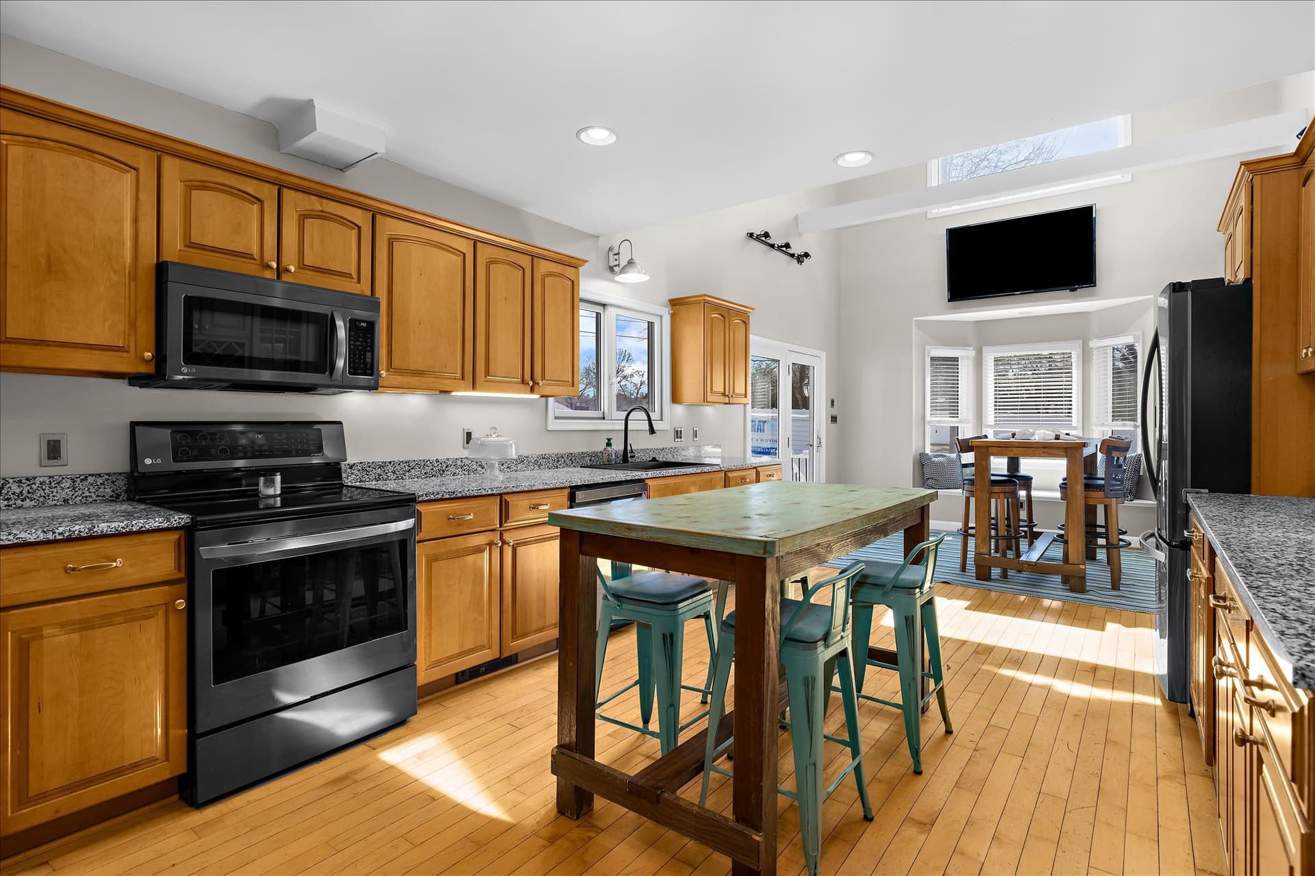 1217 Valley Road photo 5