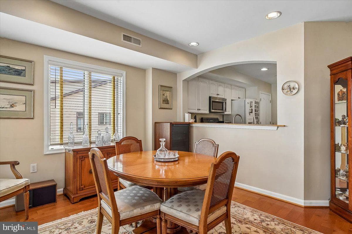 7001 Clinton Court #7b photo 13