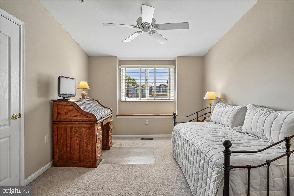 7001 Clinton Court #7b photo 30