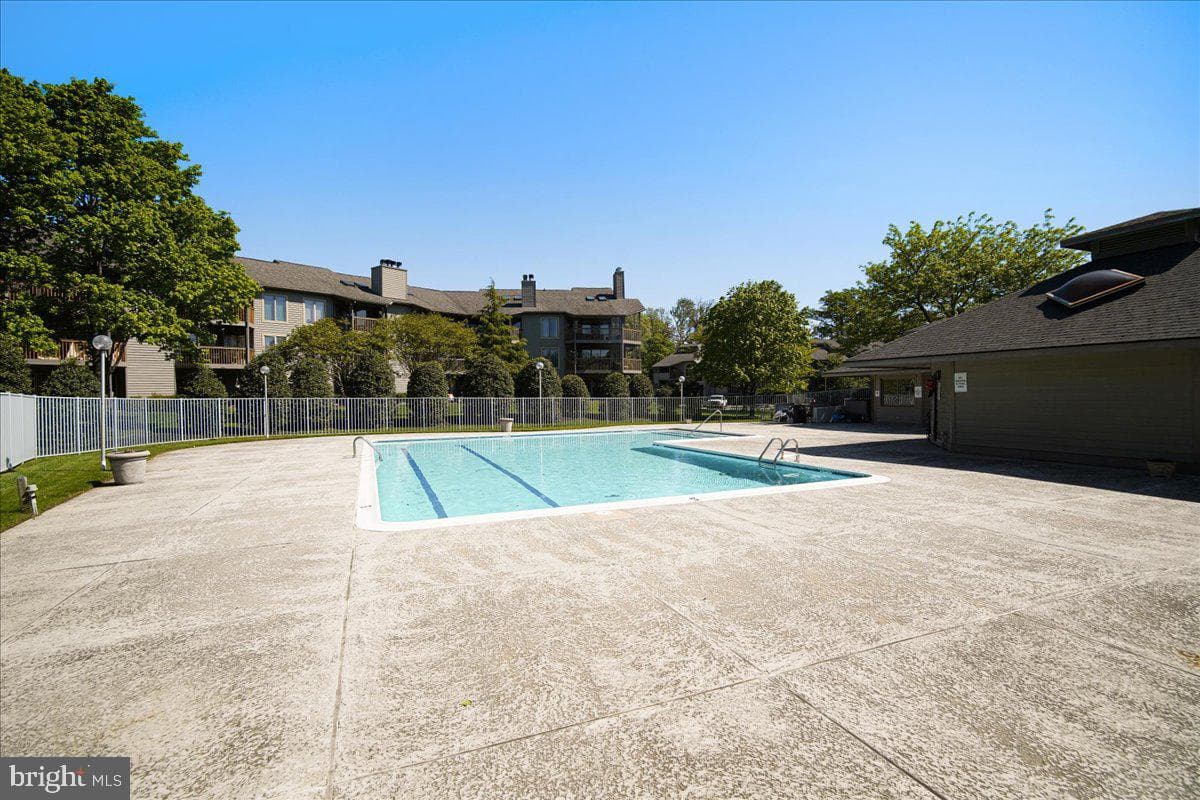 7001 Clinton Court #7b photo 51