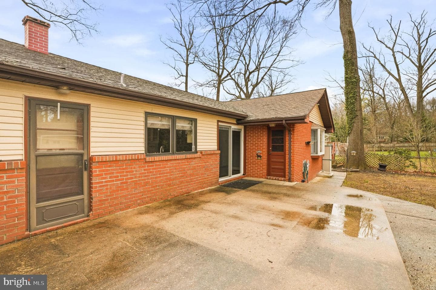 616 Cedarwood Lane photo 28