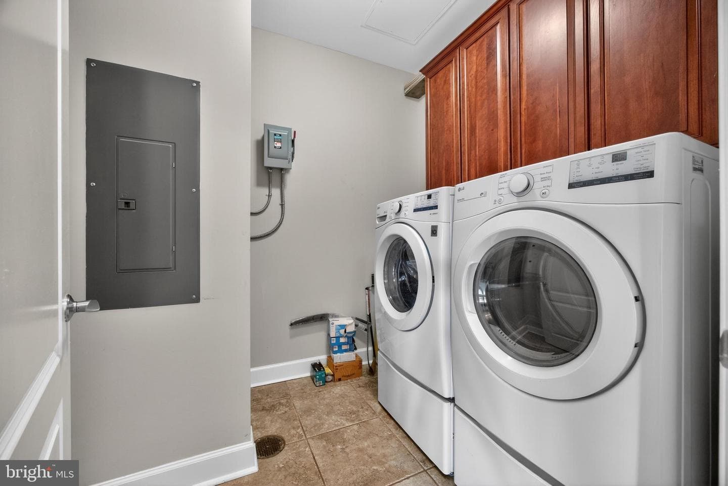 1915 Towne Centre Boulevard #403 photo 40