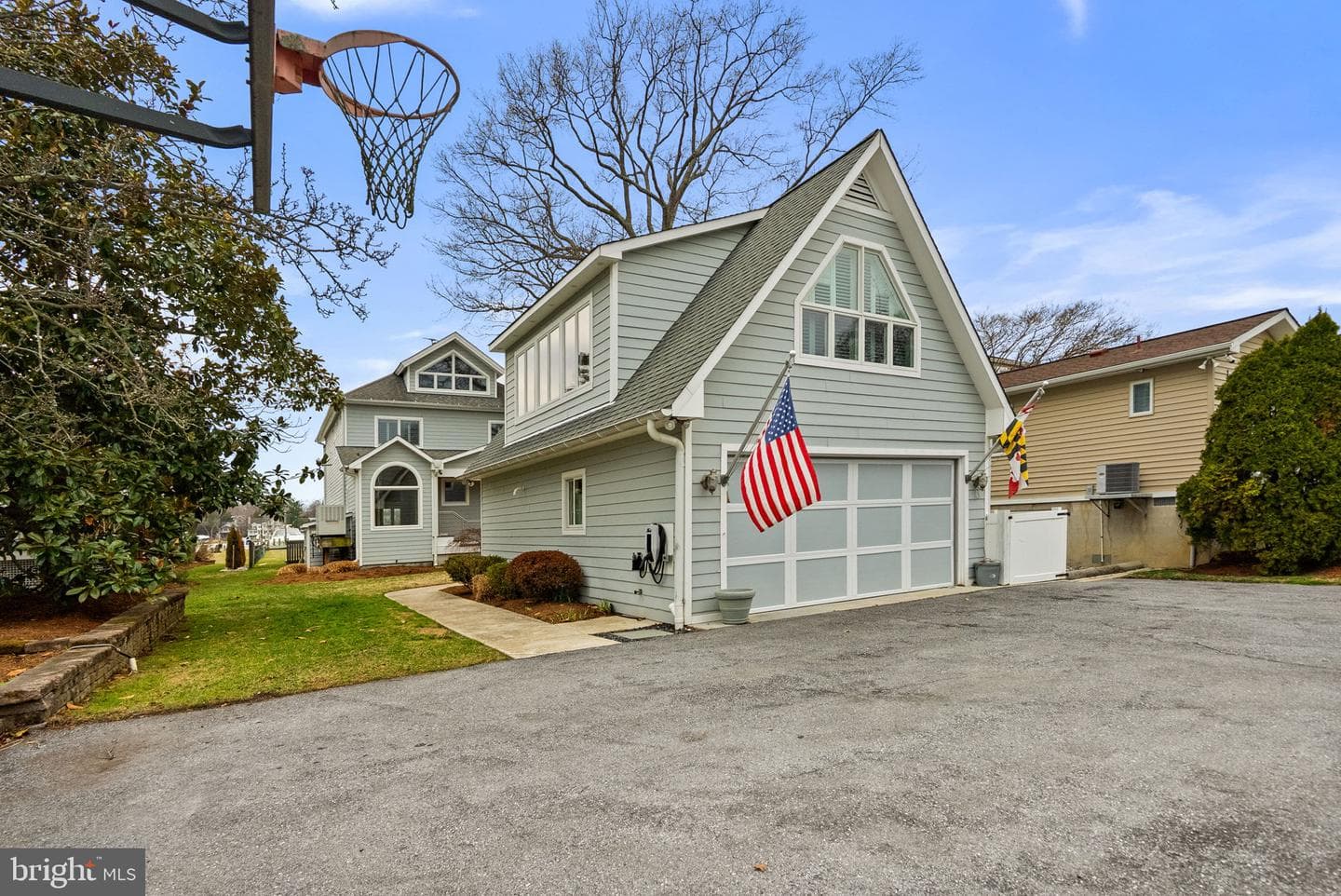 22 E Lake Drive photo 3
