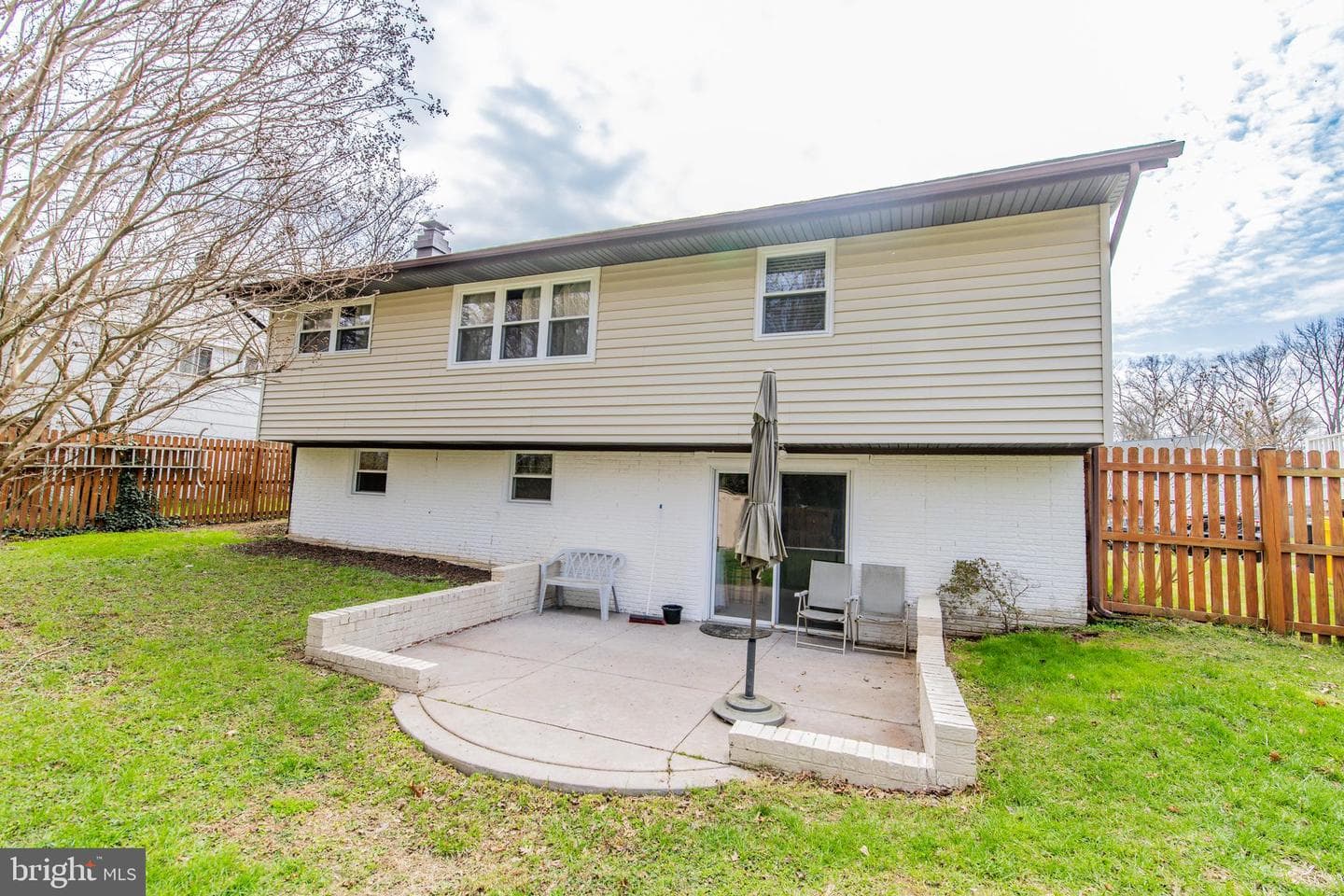 8221 Bernard Drive N photo 39