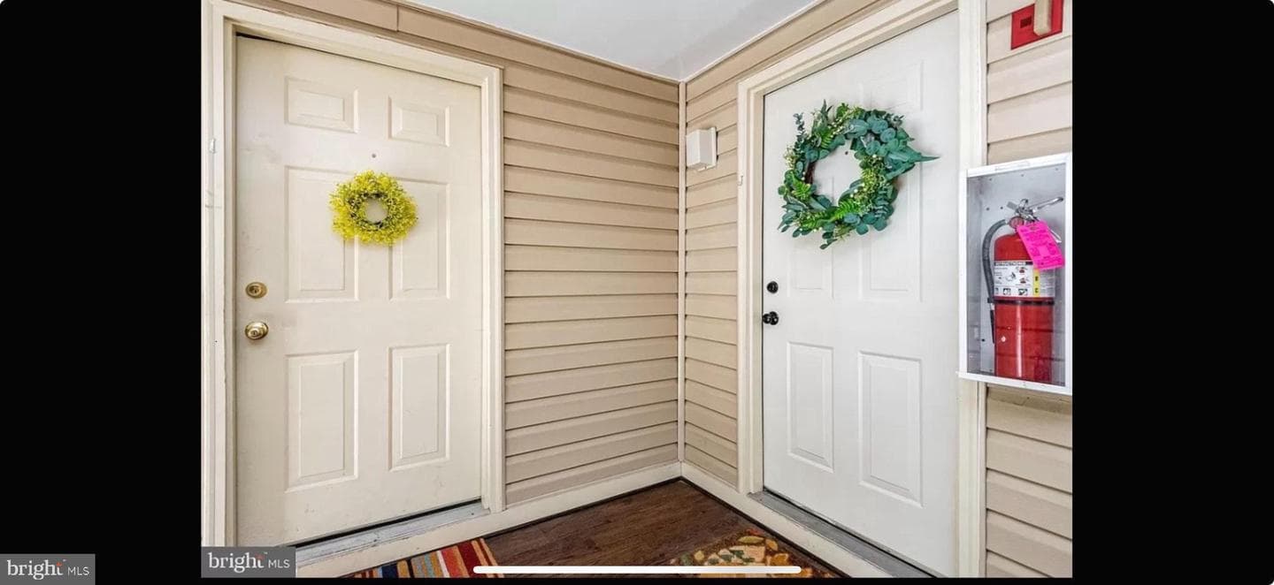 30 Hearthstone Court #j photo 3