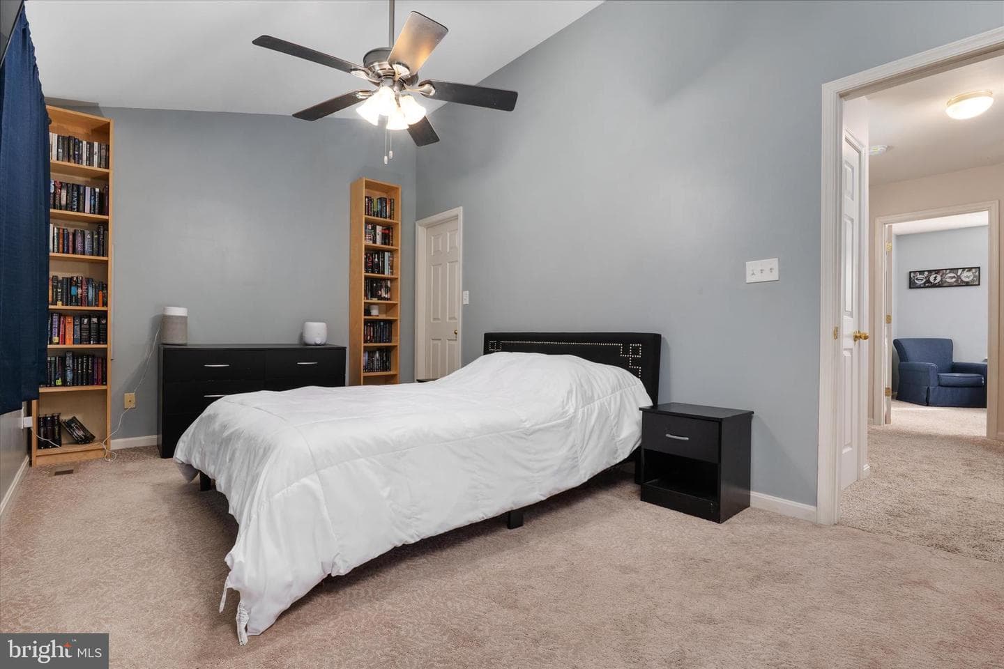 462 Lincoln Drive photo 14