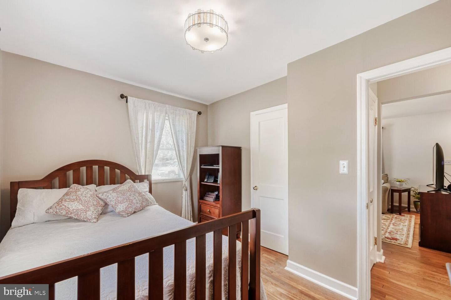 5711 Redmond Street photo 14