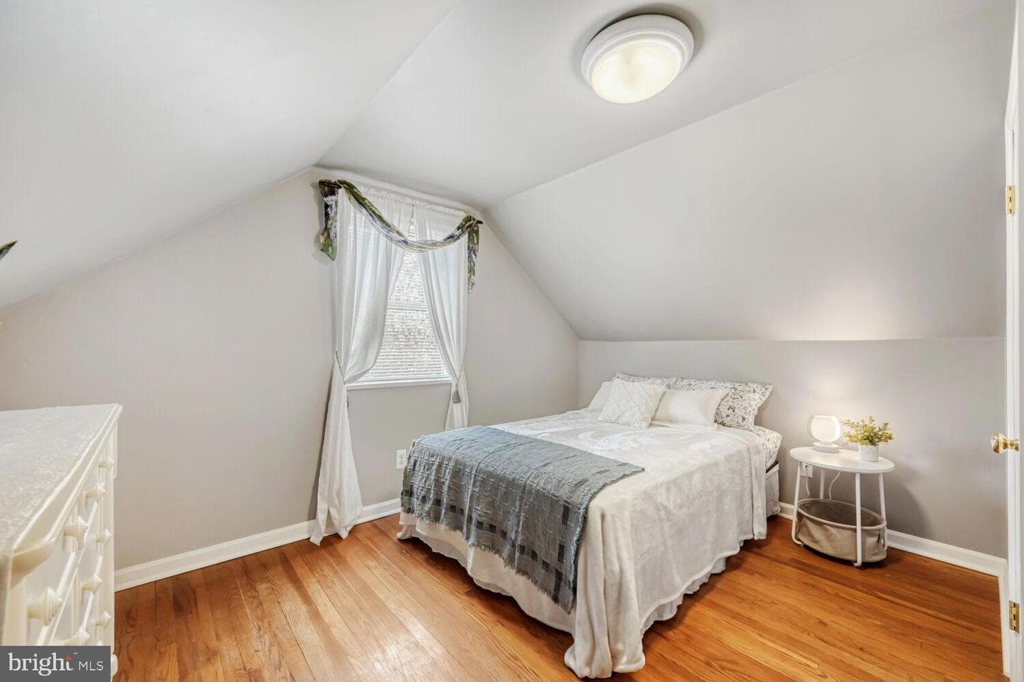 5711 Redmond Street photo 18