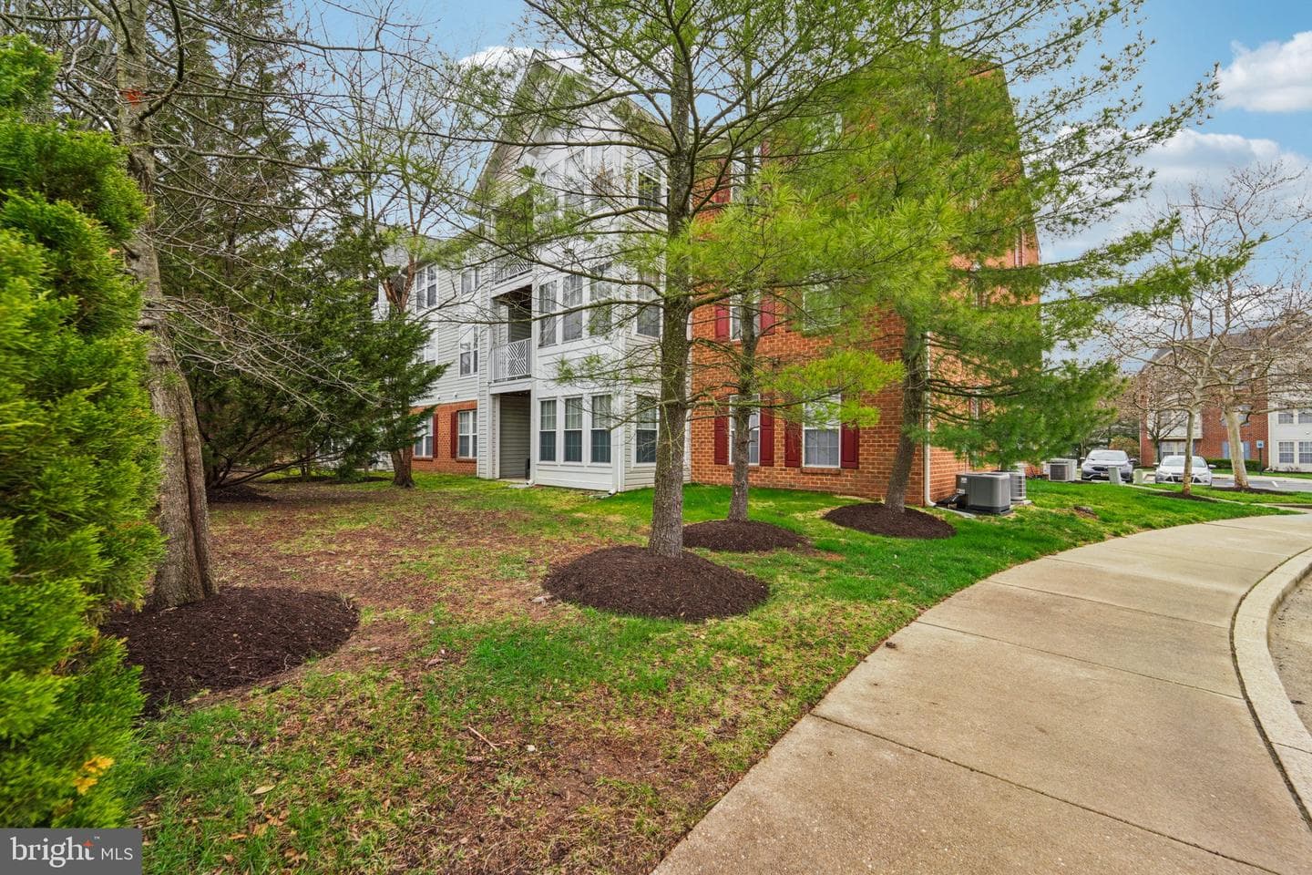 2444 Blue Spring Court #303 photo 23