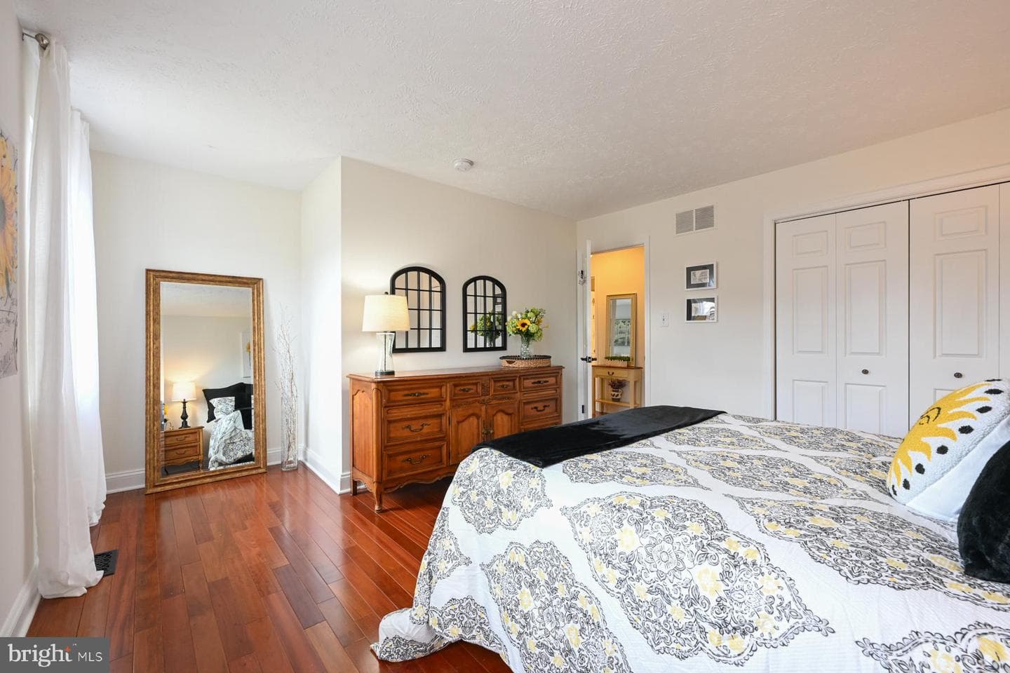 8329 Sail Court photo 29