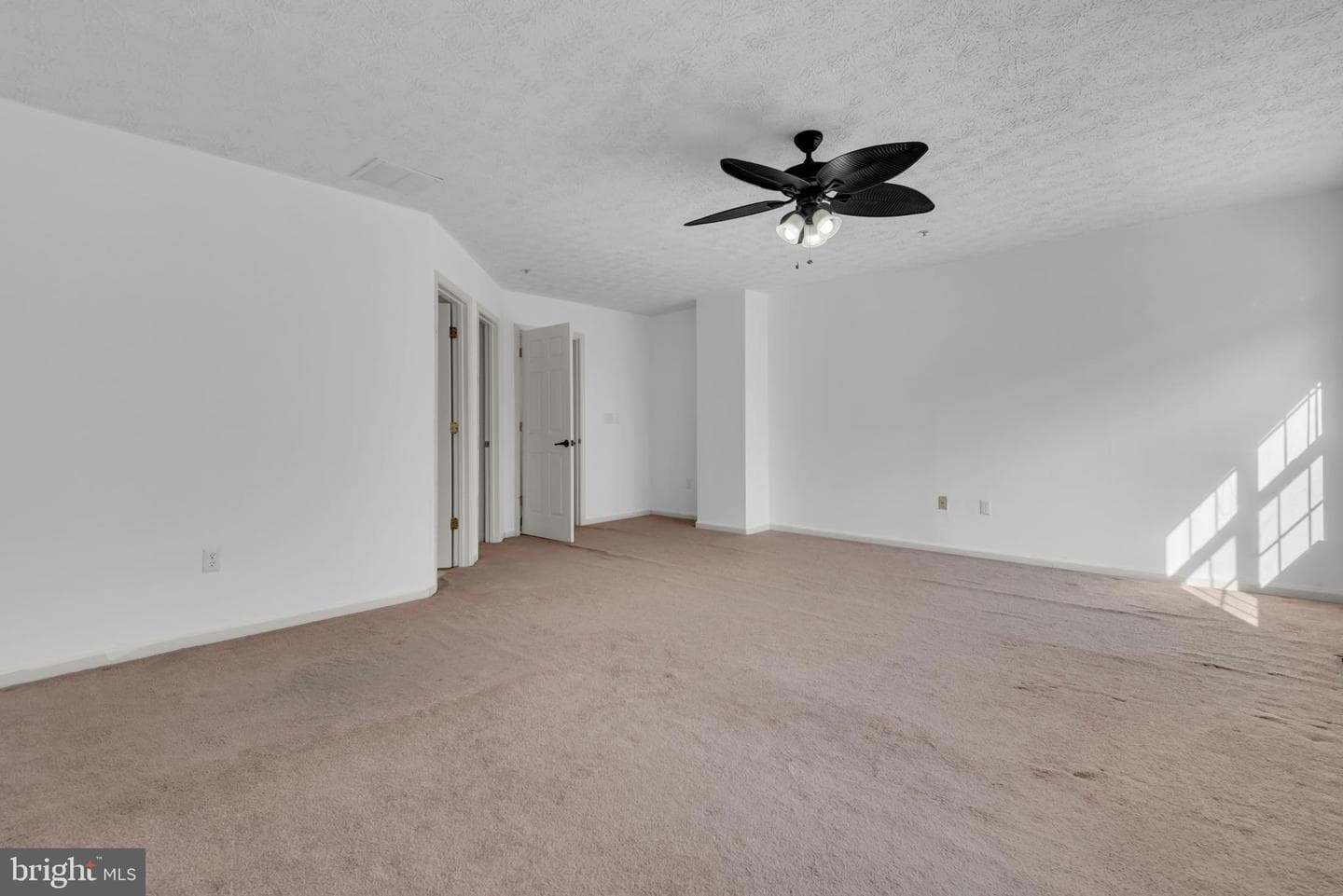40 Ironstone Court #j photo 26