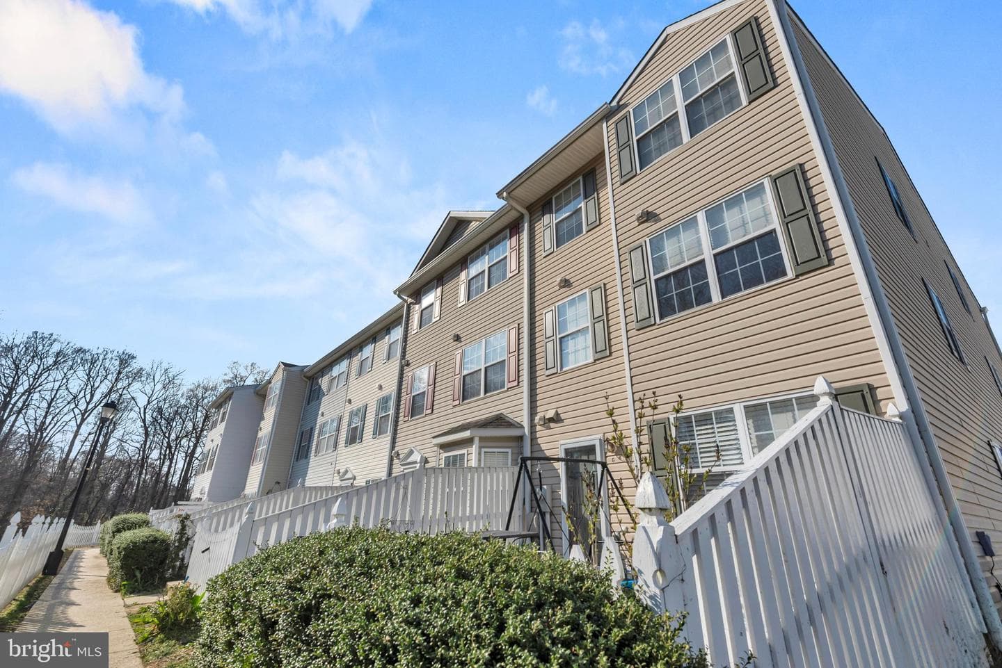 40 Ironstone Court #j photo 5