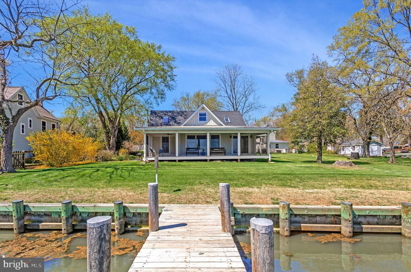 1268 Hayes Road