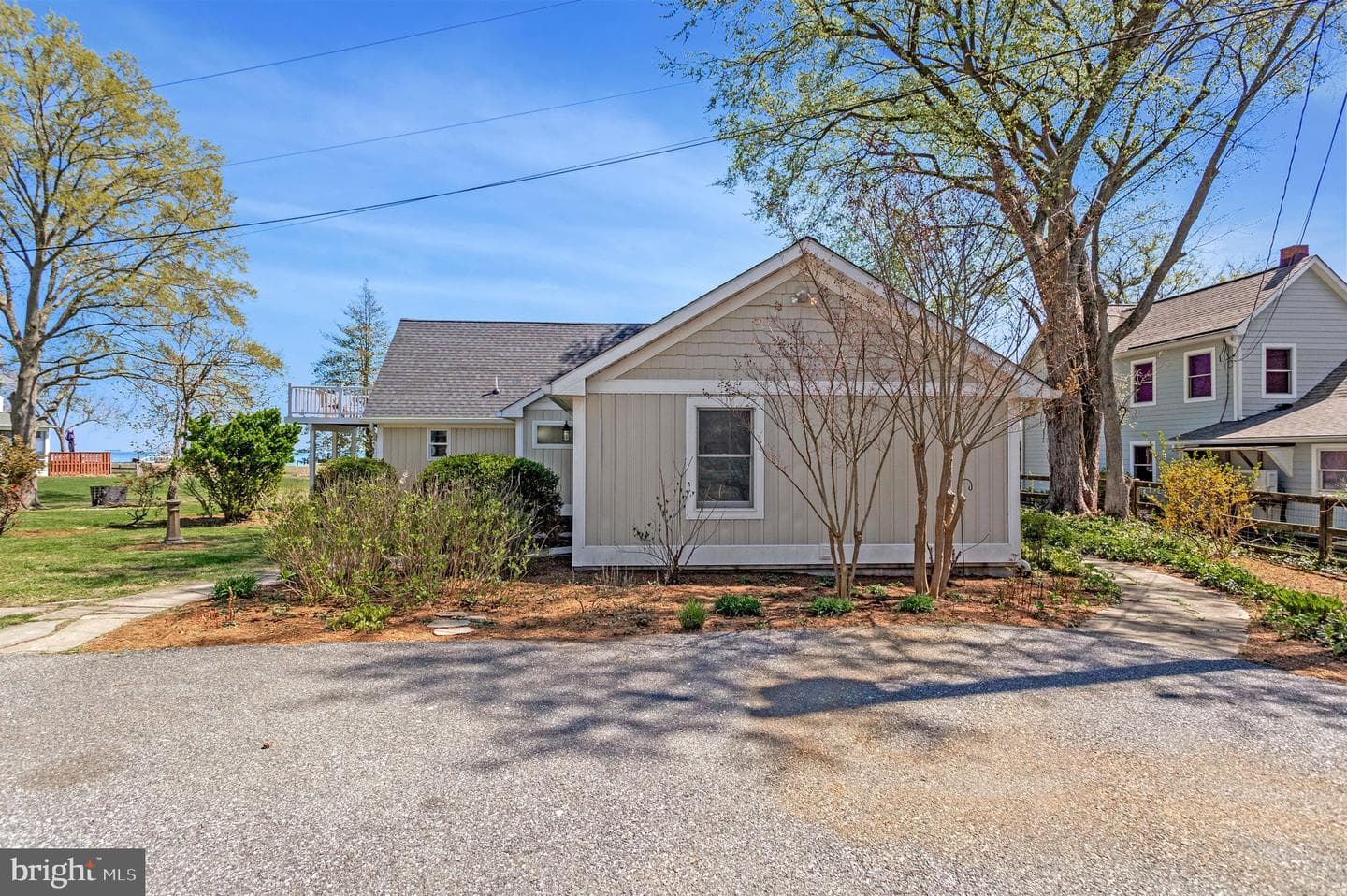 1268 Hayes Road photo 5