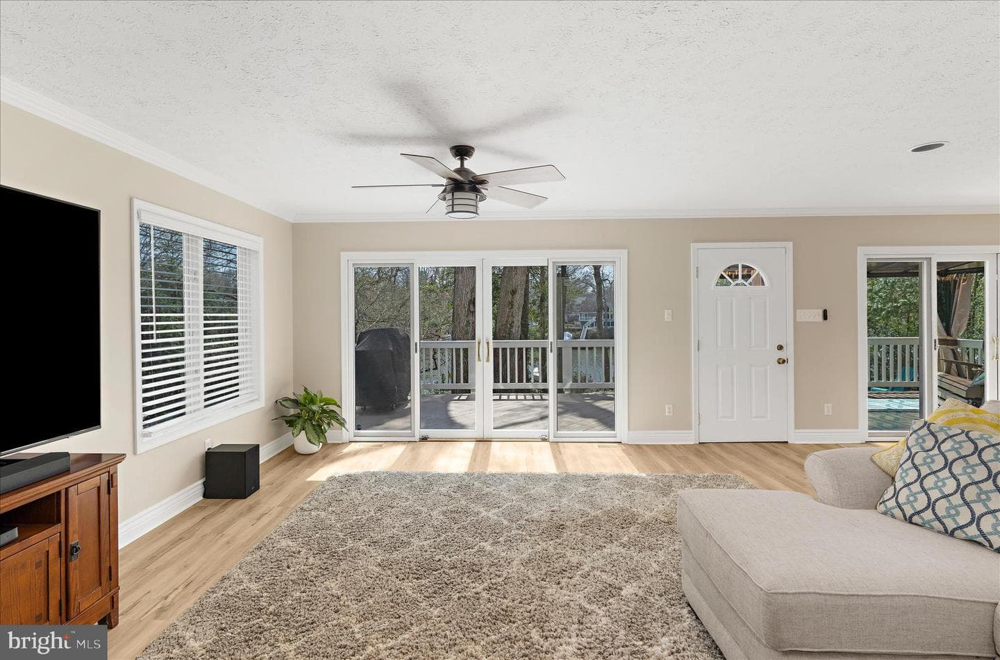 311 South Drive photo 14