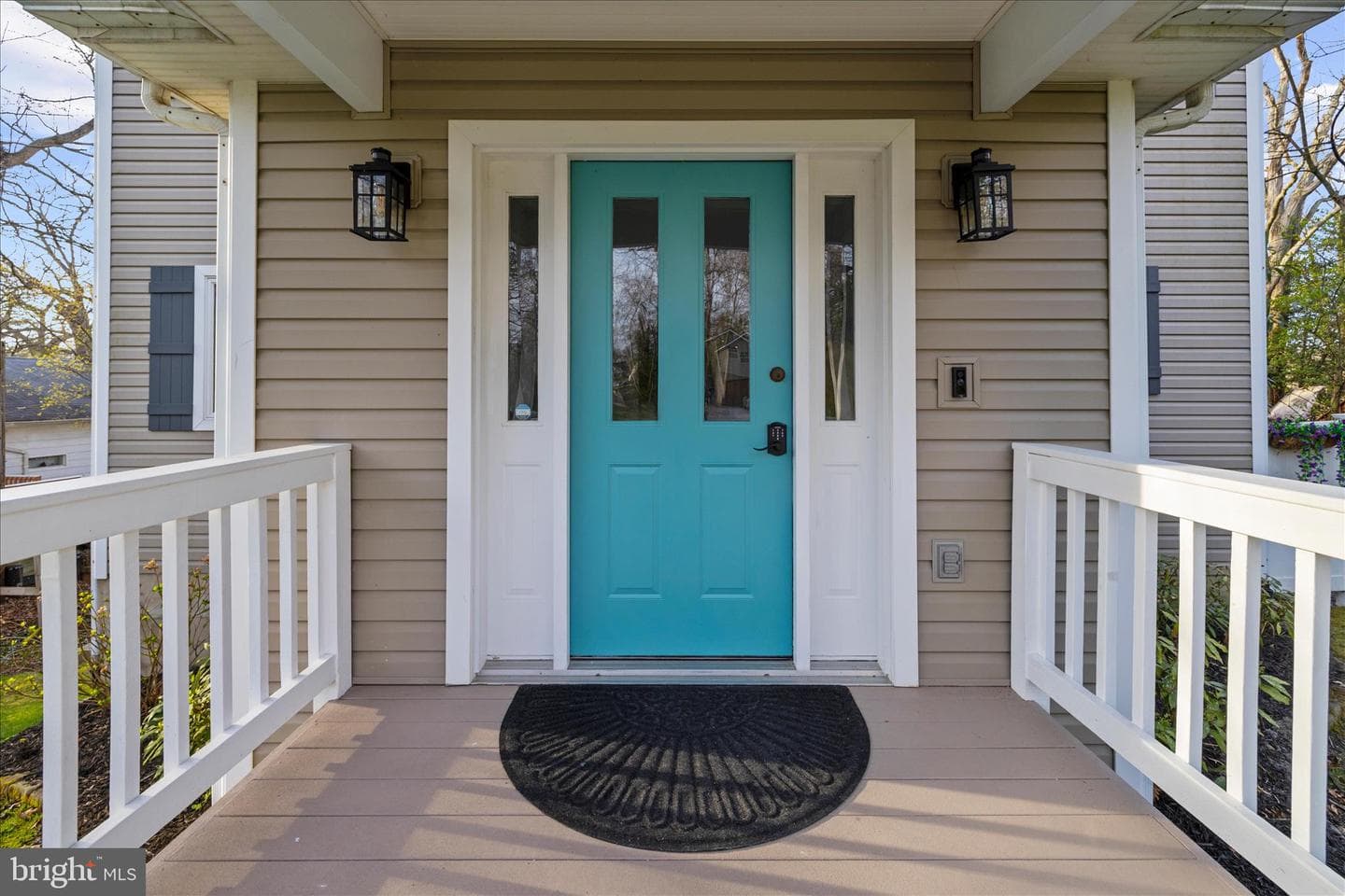 311 South Drive photo 4