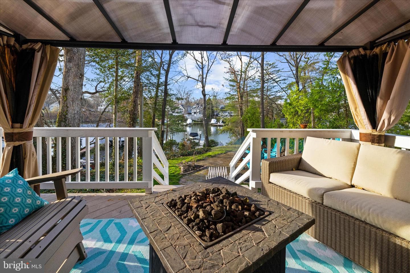311 South Drive photo 60