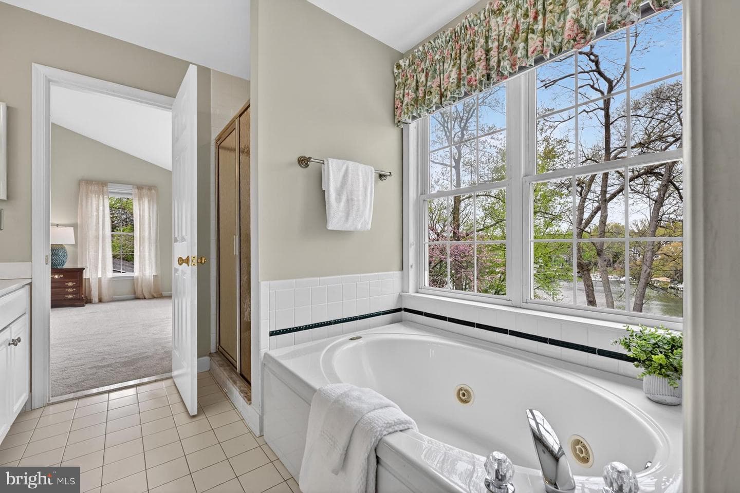 928 Waterview Drive photo 19
