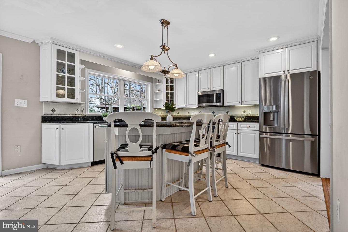 928 Waterview Drive photo 9