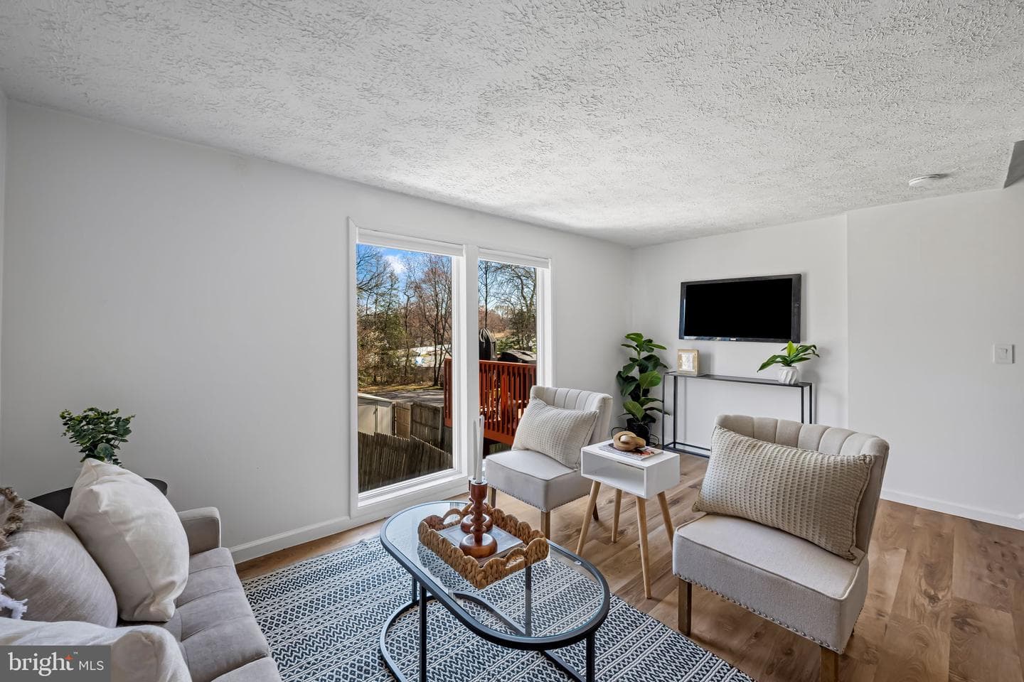 8121 Tower Bridge Drive photo 10