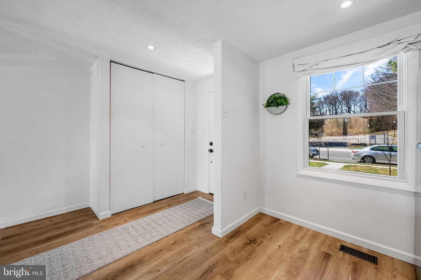 8121 Tower Bridge Drive photo 7