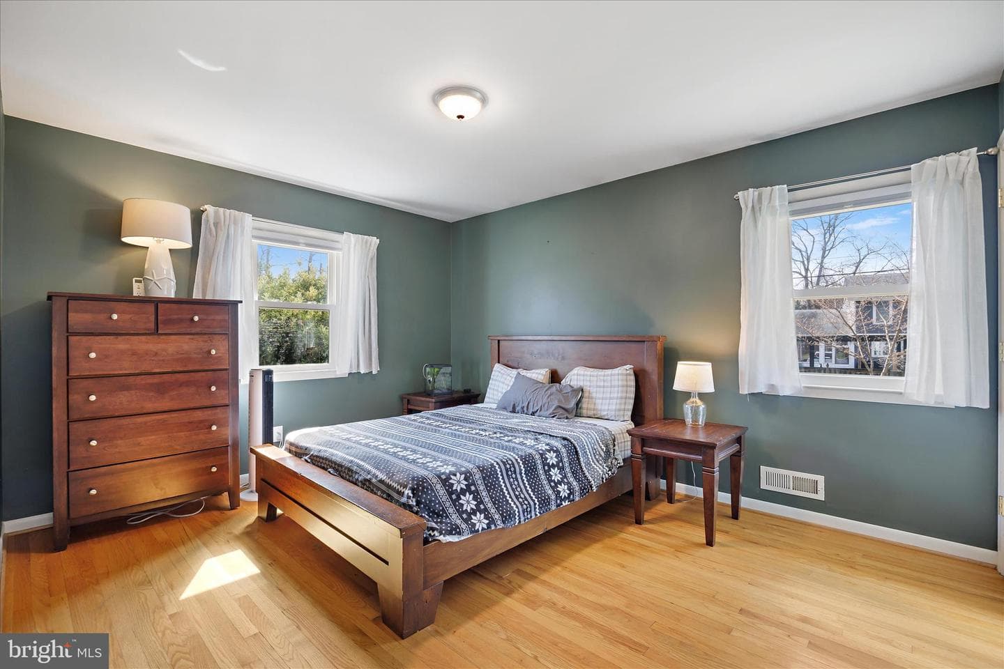 811 Teakwood Drive photo 22