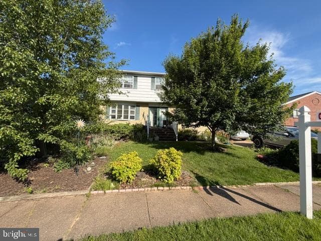 7952 Cross Creek Drive photo 1