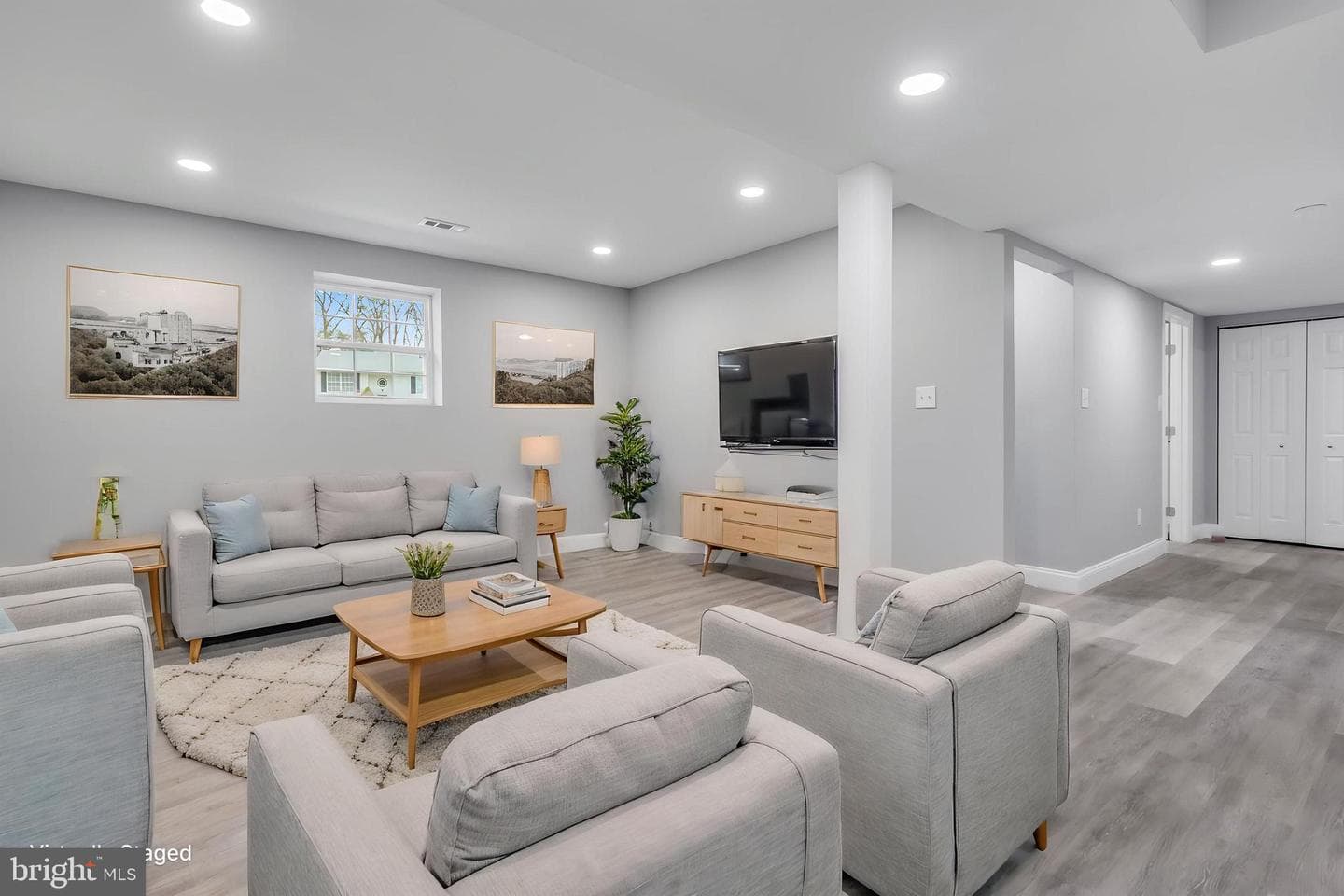 328 Beaghan Drive photo 11