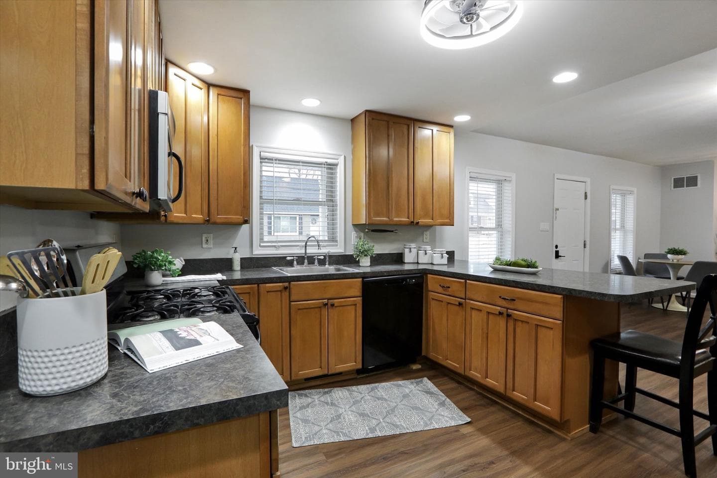 107 Ferndale Avenue photo 6
