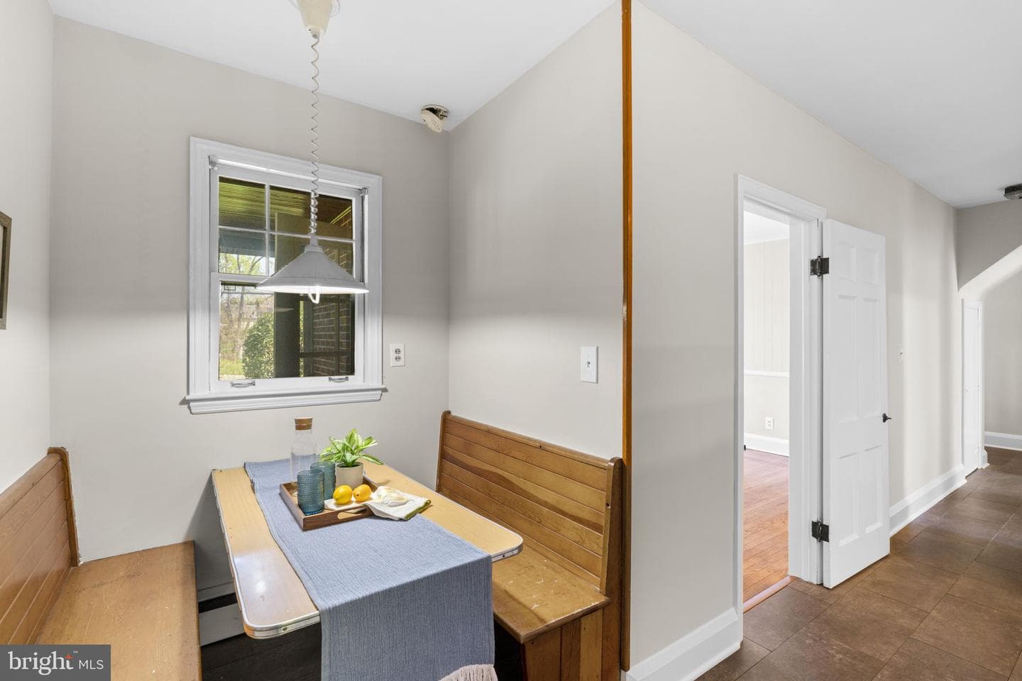 211 W Maple Road photo 15