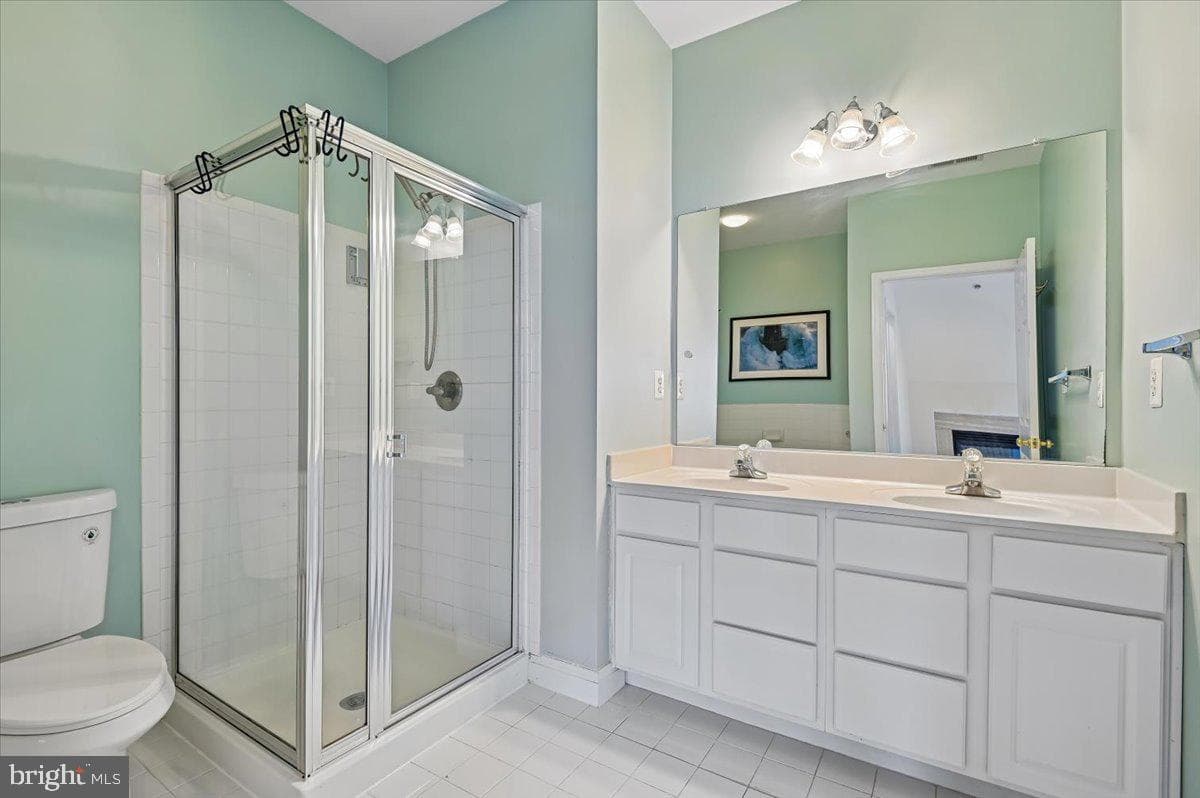 807 Oyster Court photo 14