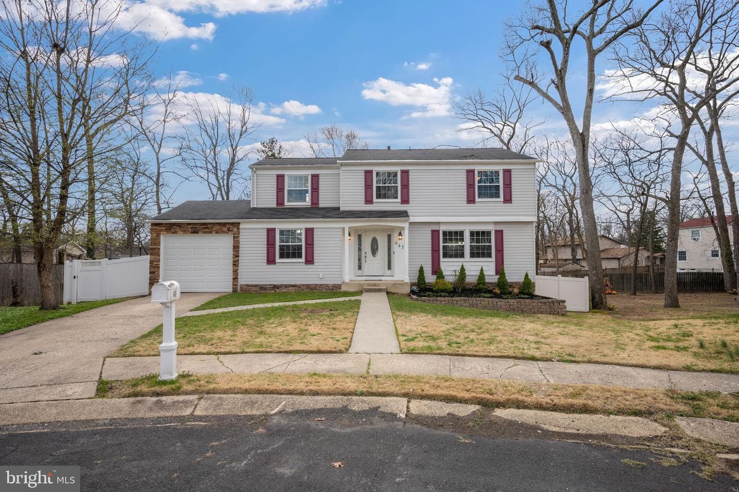 645 Ridgefield Court photo 36