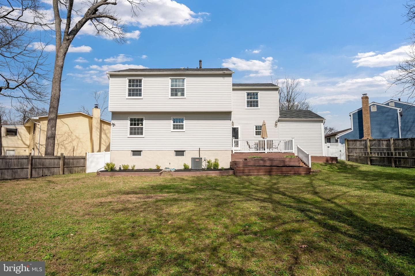 645 Ridgefield Court photo 40