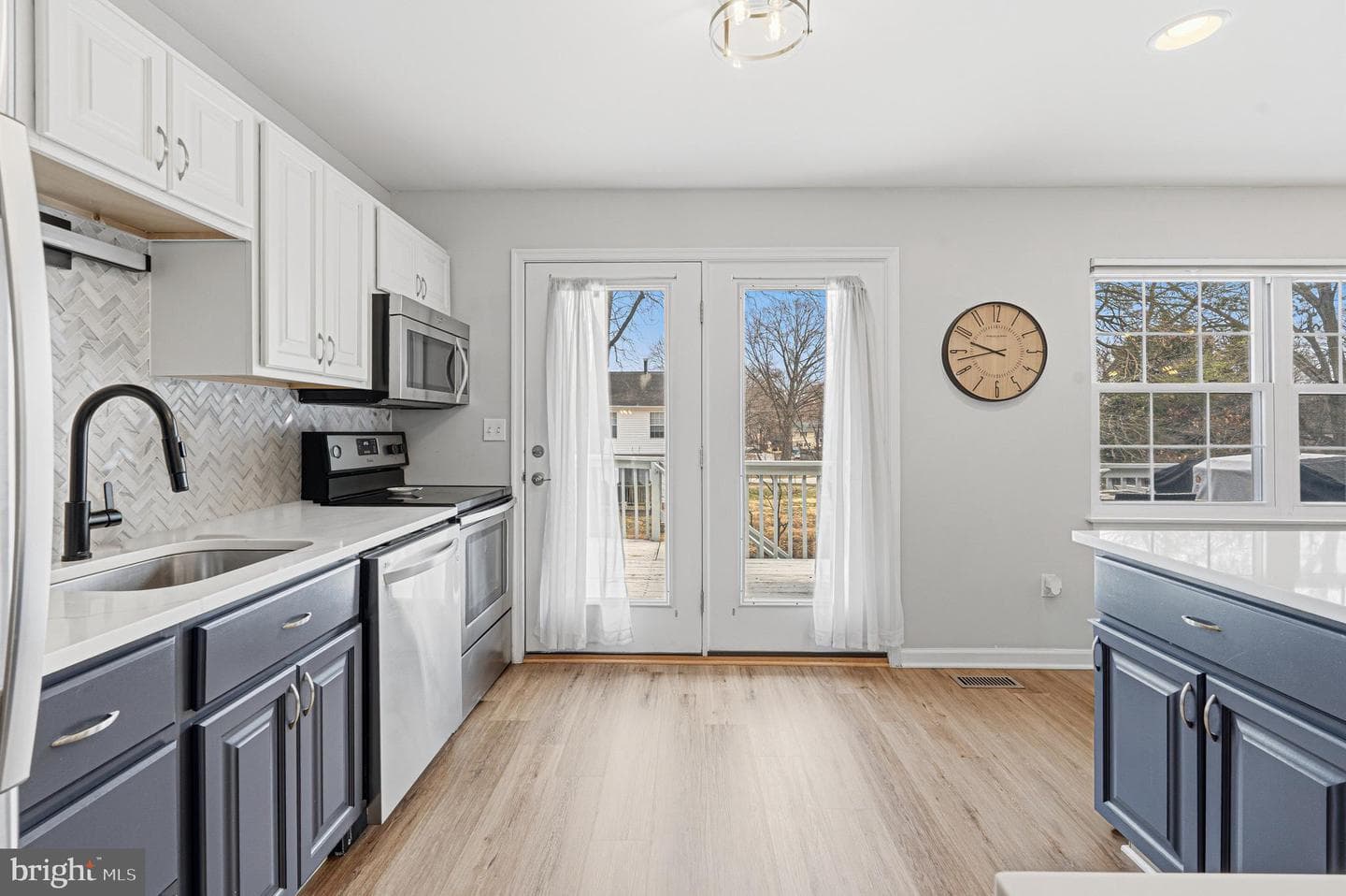 243 9th Street photo 15