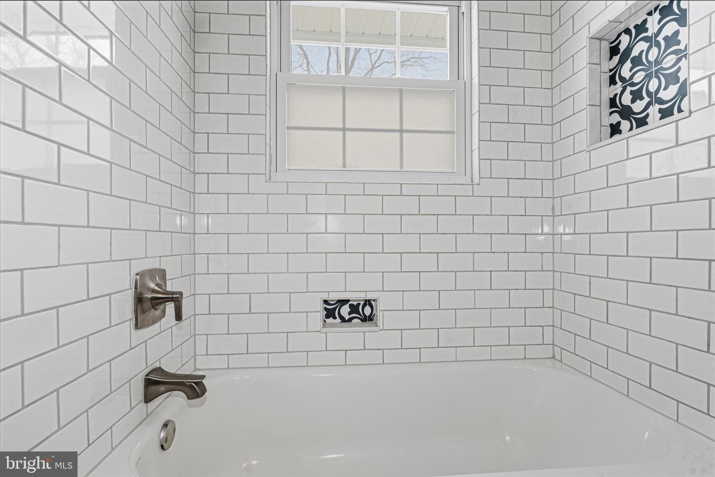 243 9th Street photo 23