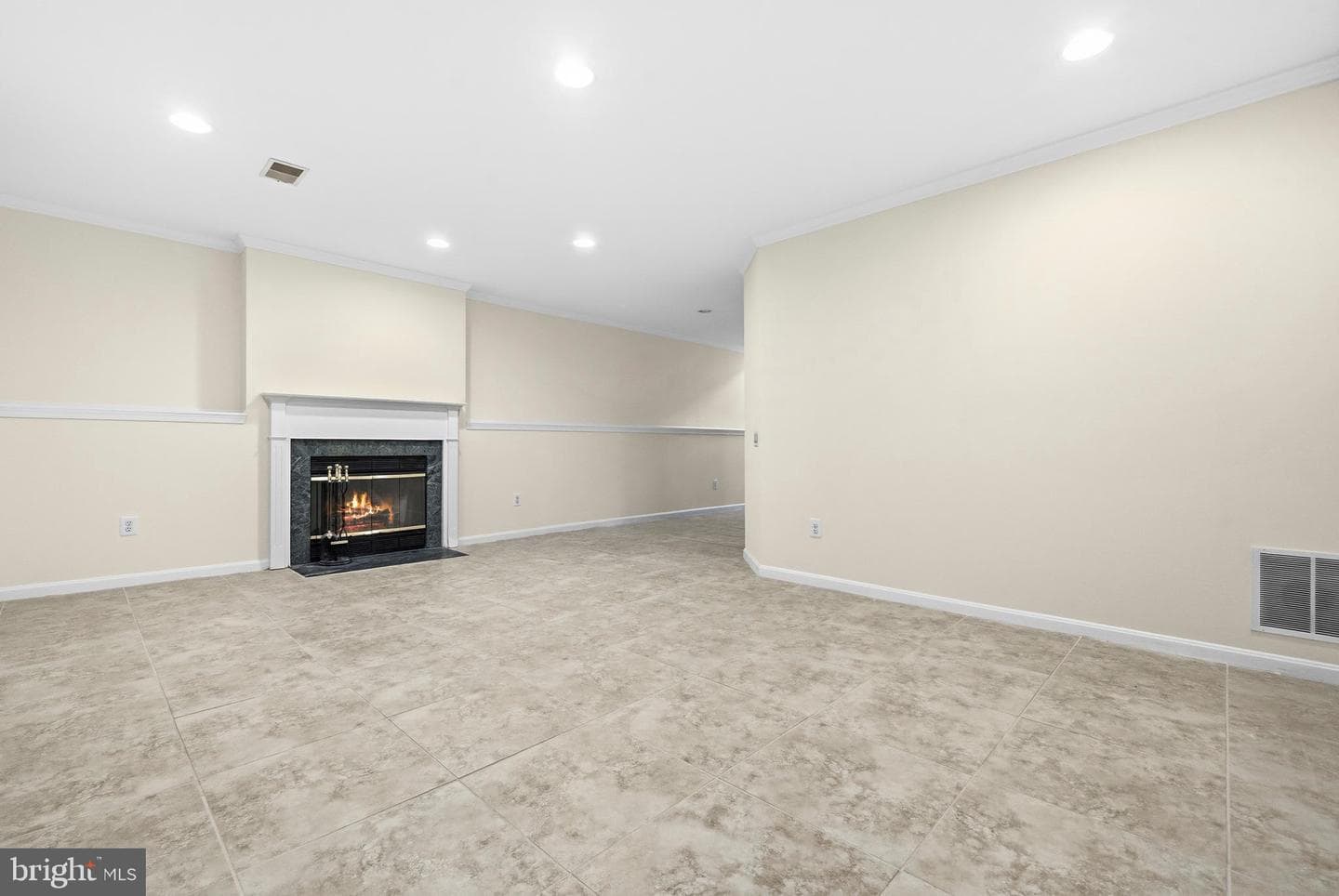 299 Saint Michaels Circle photo 32