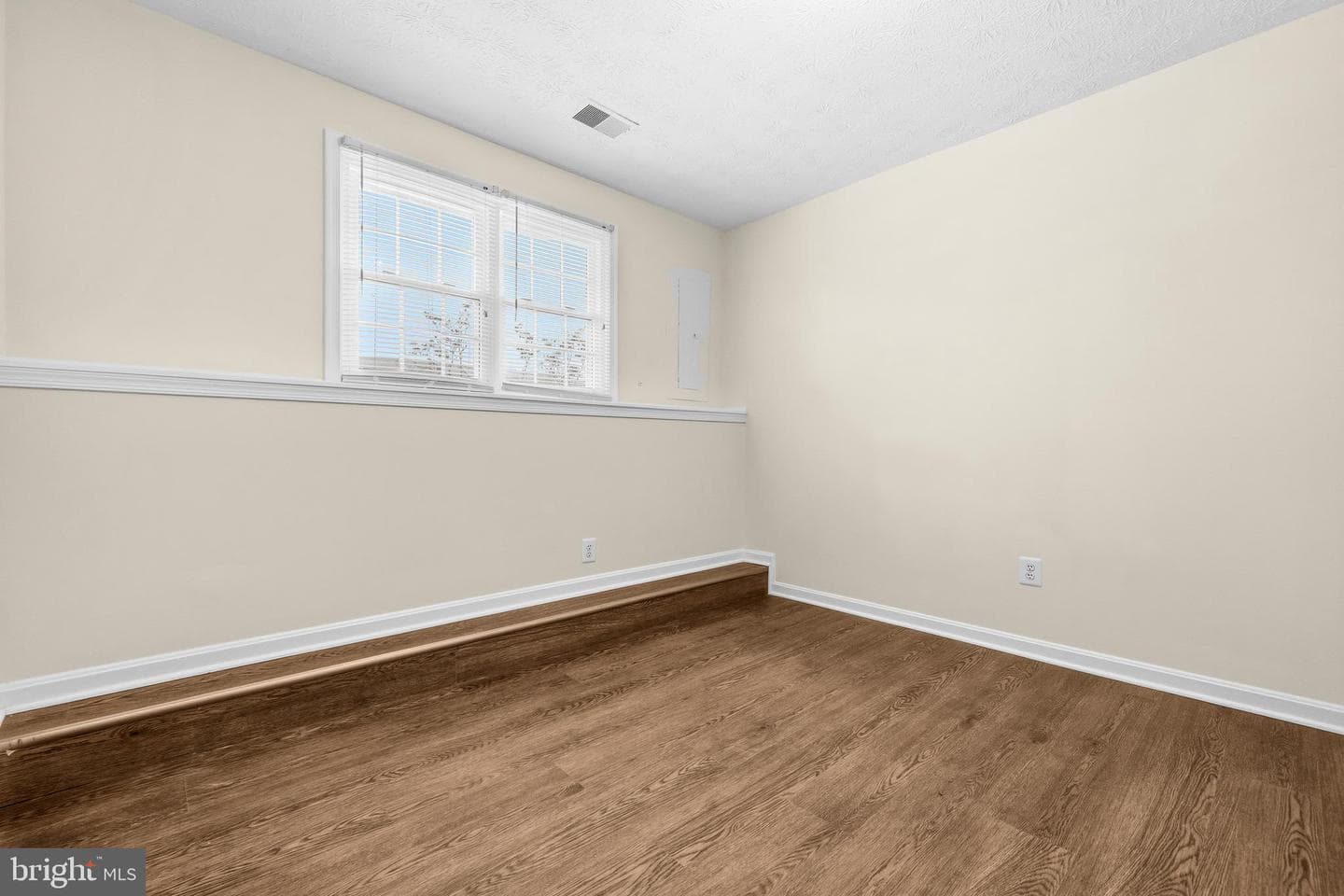 299 Saint Michaels Circle photo 36