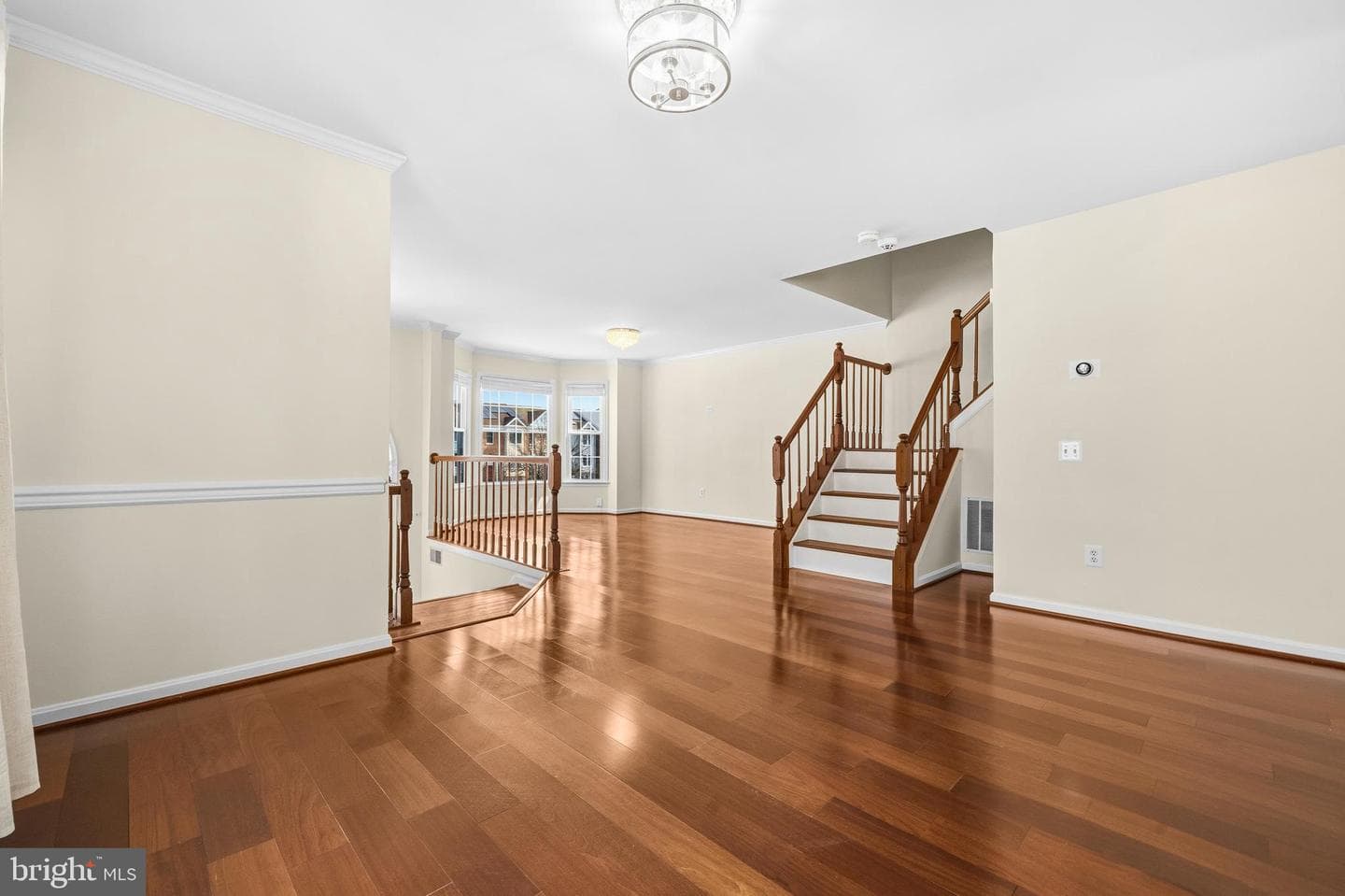 299 Saint Michaels Circle photo 6
