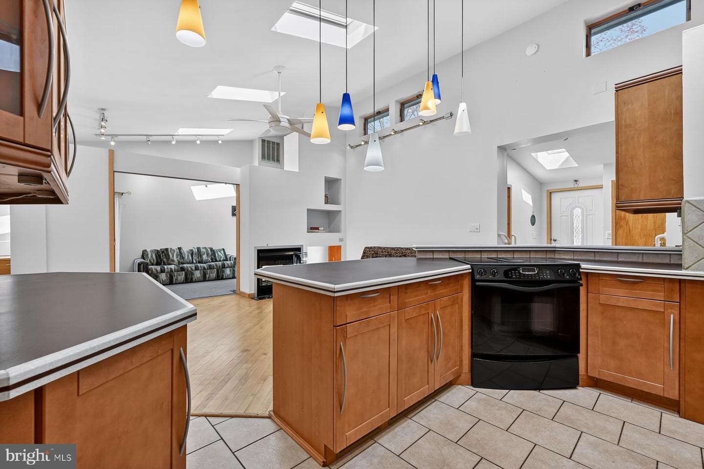 561 Arundel Drive photo 31