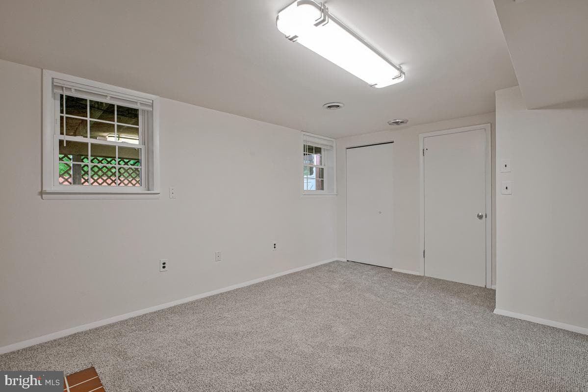 113 Legion Avenue photo 24