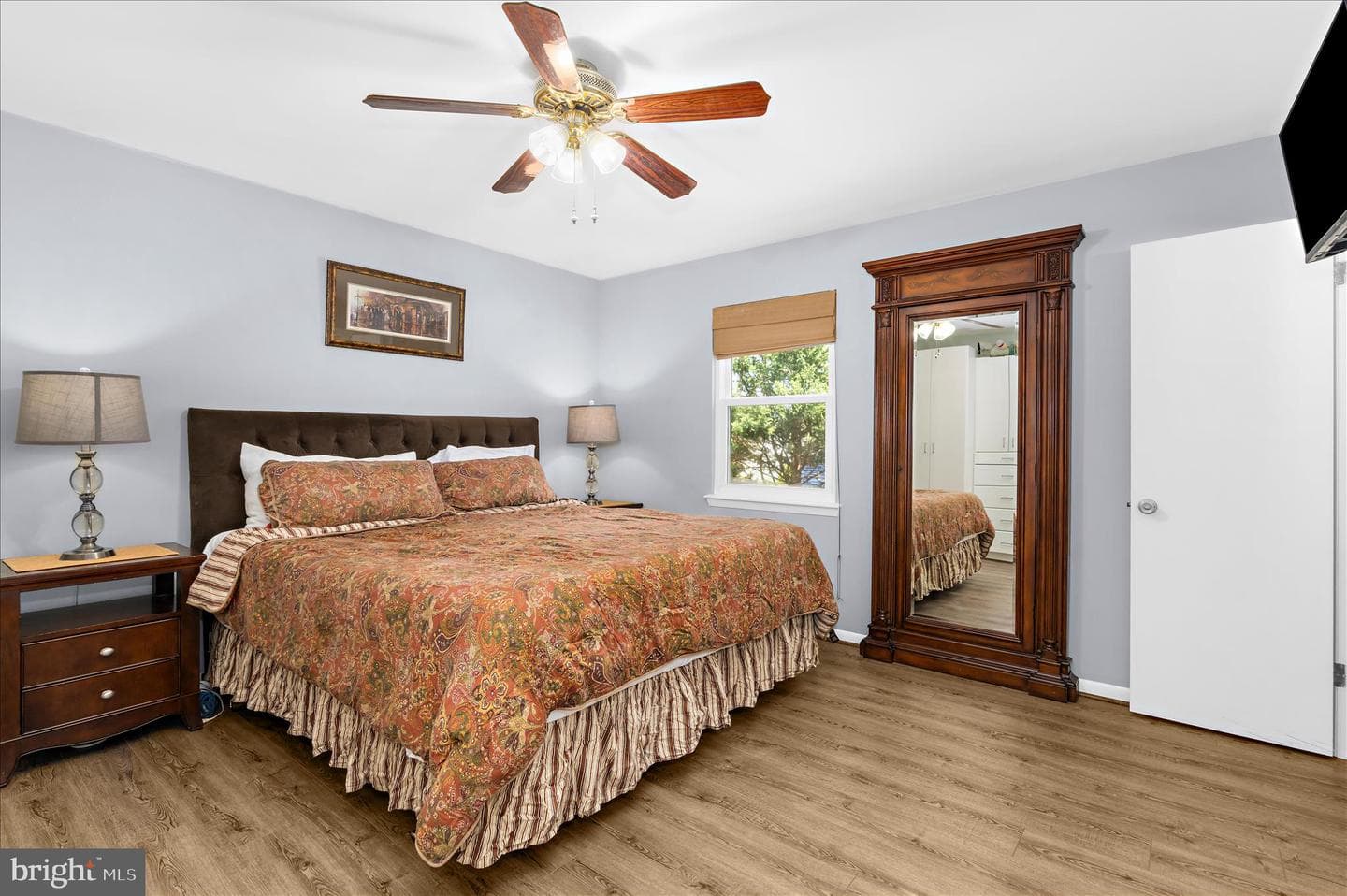 610 Sutton Drive photo 35