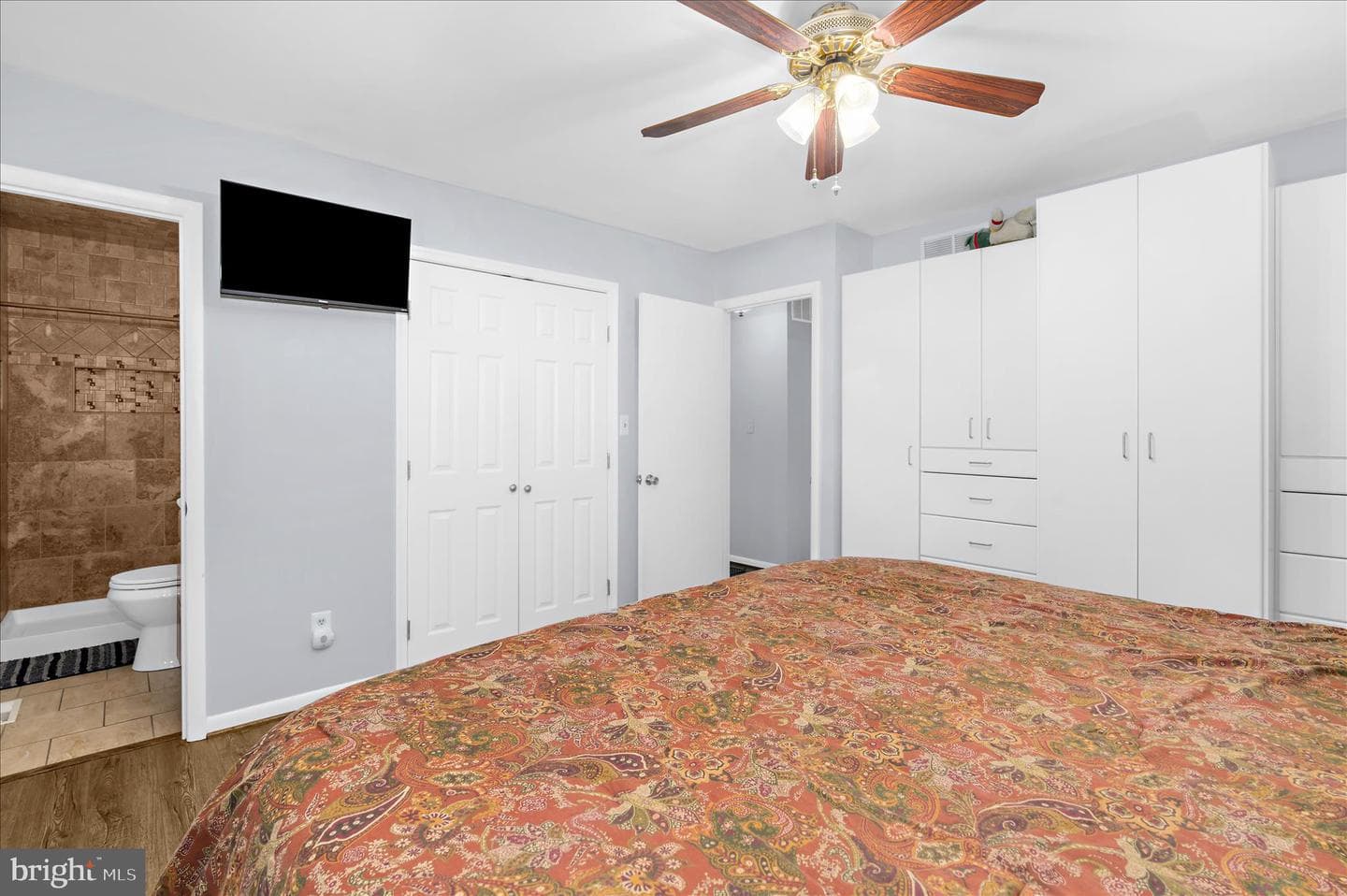 610 Sutton Drive photo 36