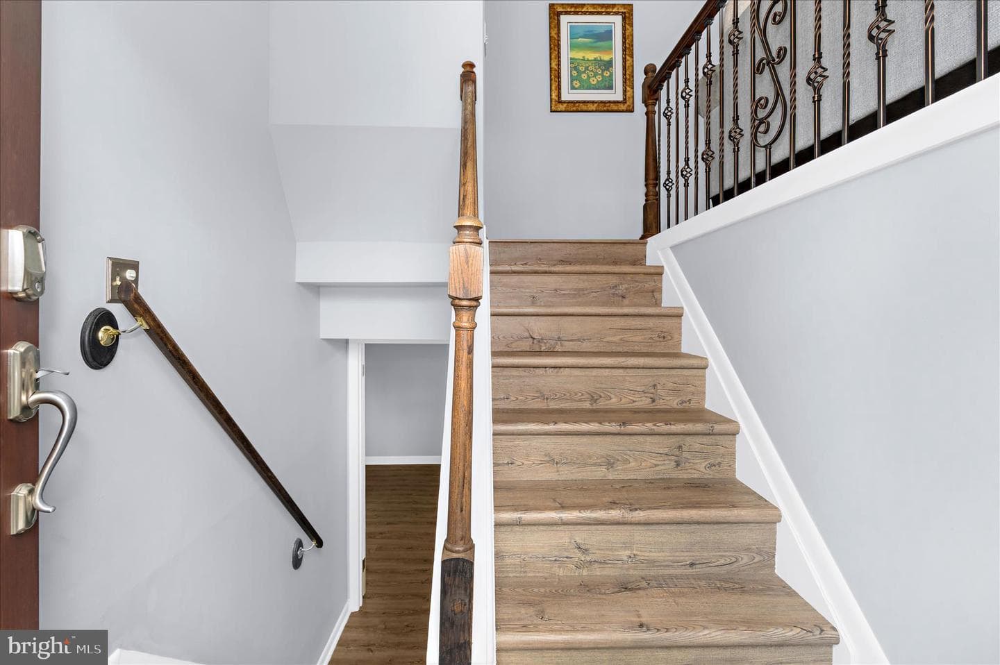 610 Sutton Drive photo 6