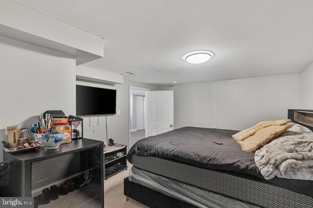 8489 Arbutus Road photo 28