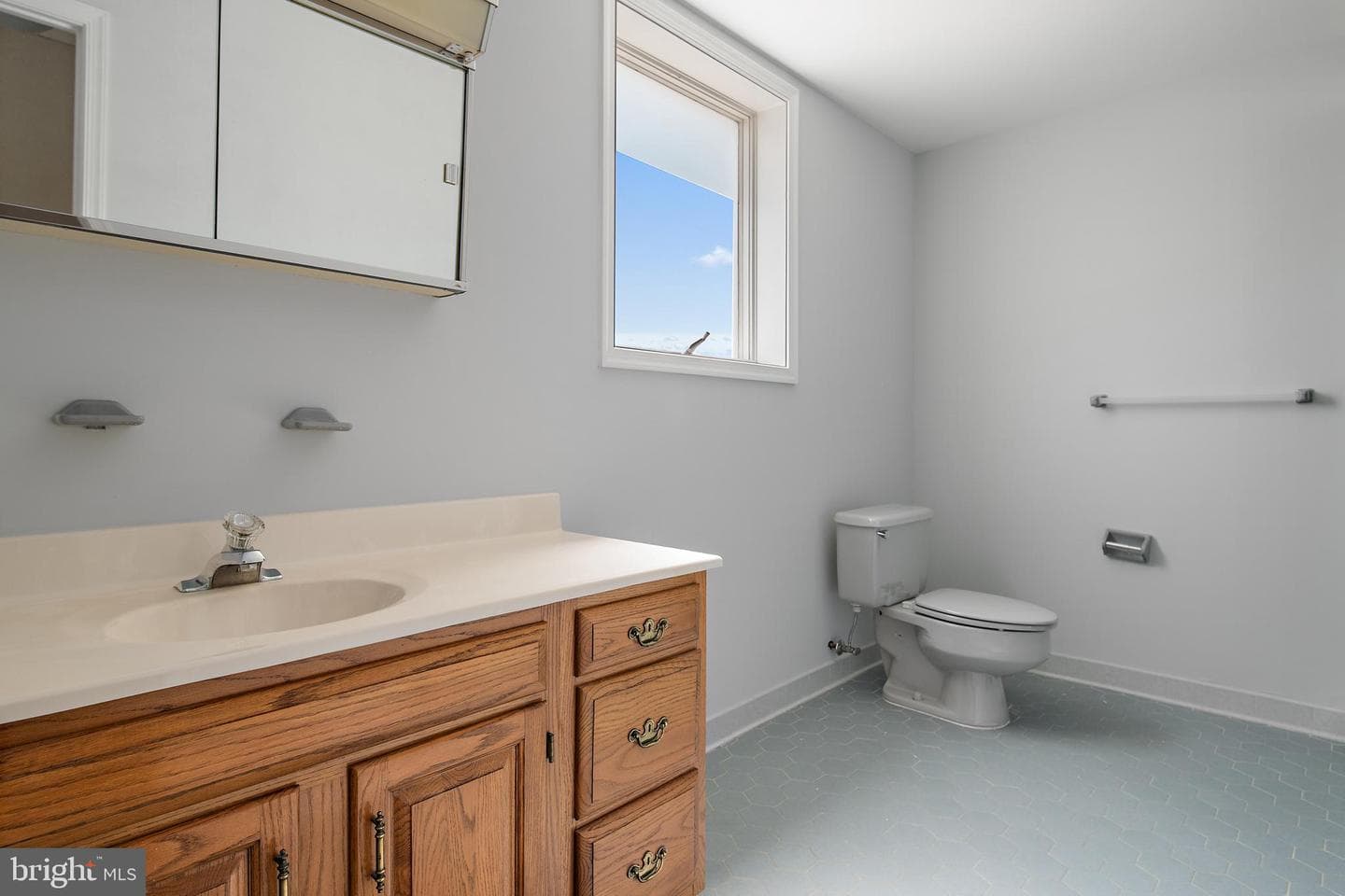 1788 Rochester Street photo 53