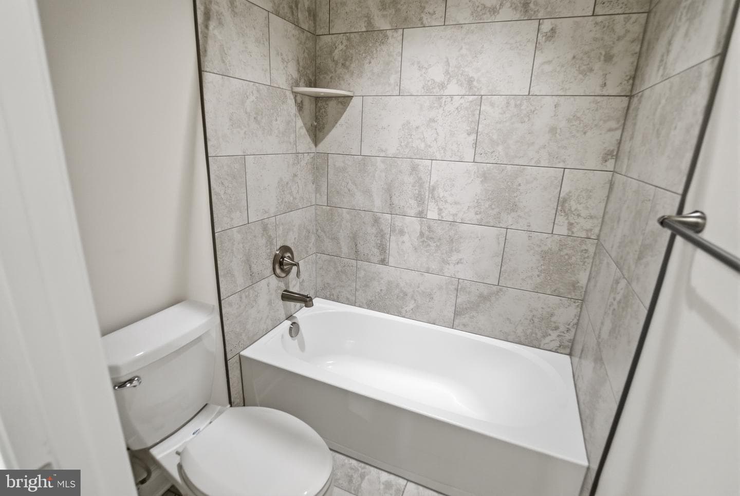 6931 Galesbury Court photo 38